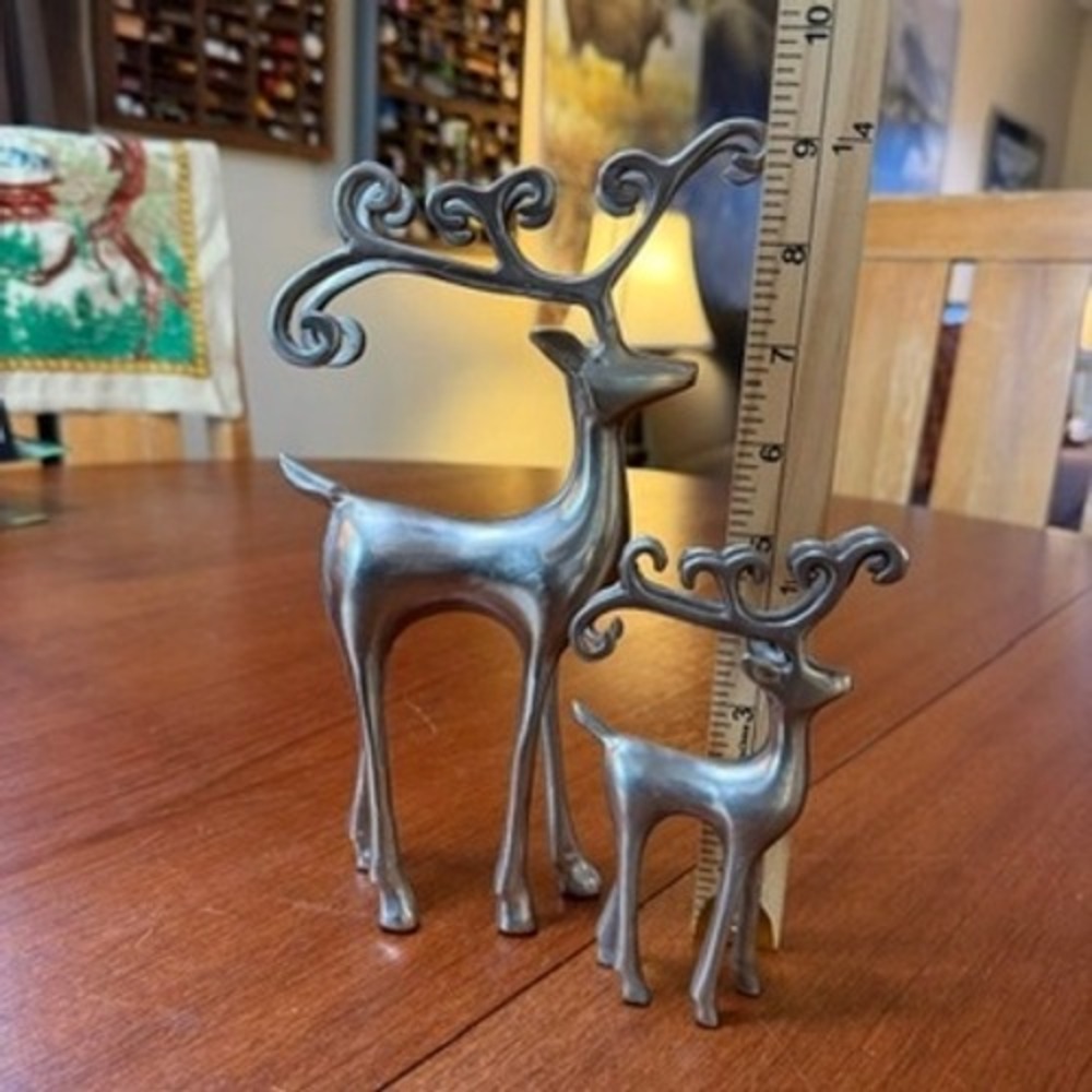 Vintage Christmas Brushed Heavy Metal Scroll Antler Reindeer Figurines Set of 2 - Picture 6 of 6